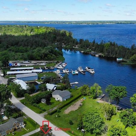 Fun Place With A Sandy Beach For Swimming, Boating, And Fishing, Featuring 3 Available Cabins Fenelon Falls Zewnętrze zdjęcie