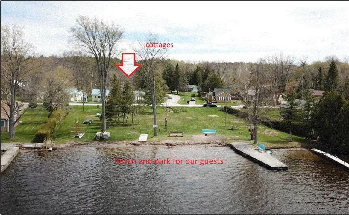 Fun Place With A Sandy Beach For Swimming, Boating, And Fishing, Featuring 3 Available Cabins Fenelon Falls Zewnętrze zdjęcie